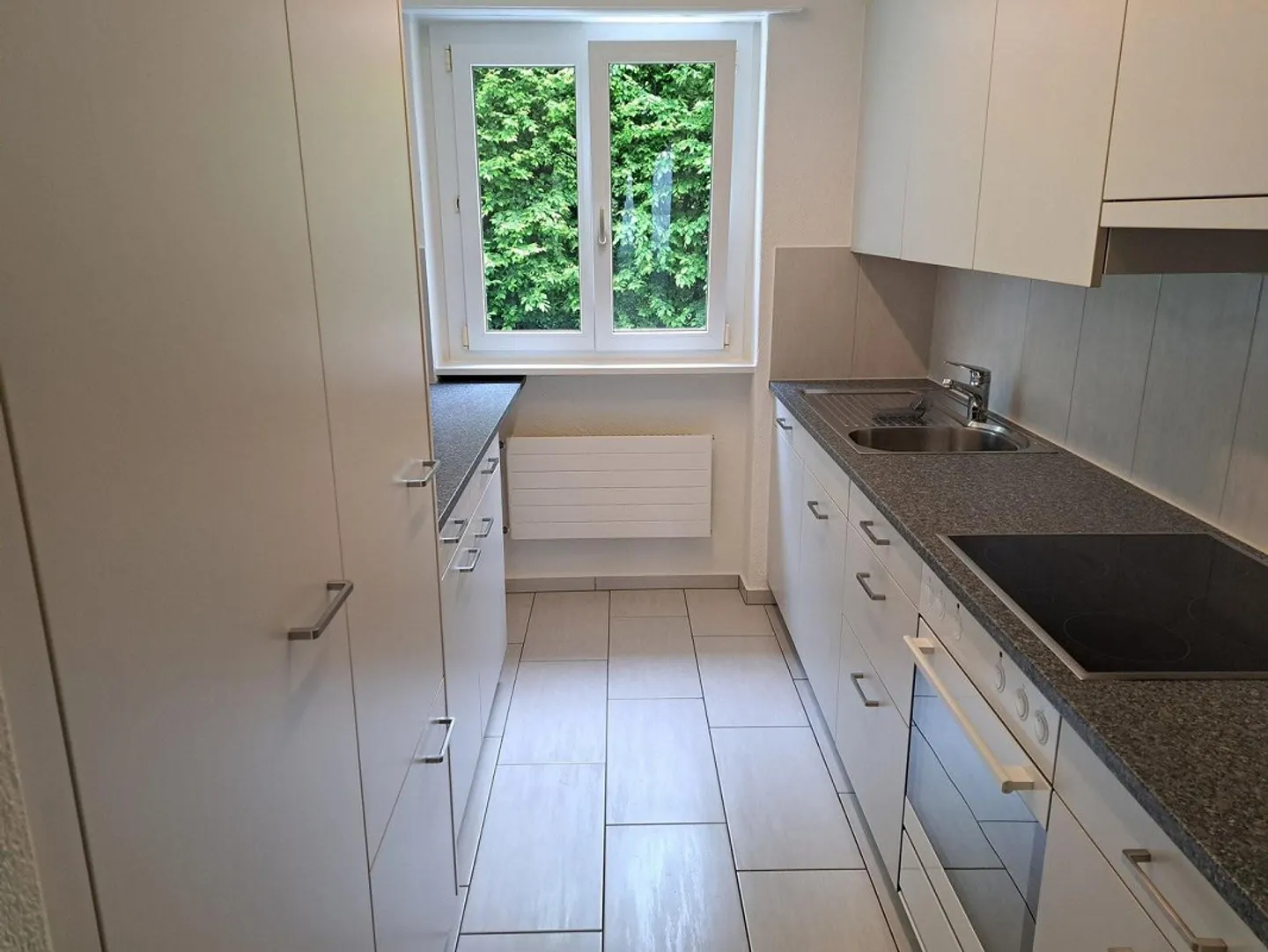 Appartement central dans un emplacement calme - Photo 1 sur 9