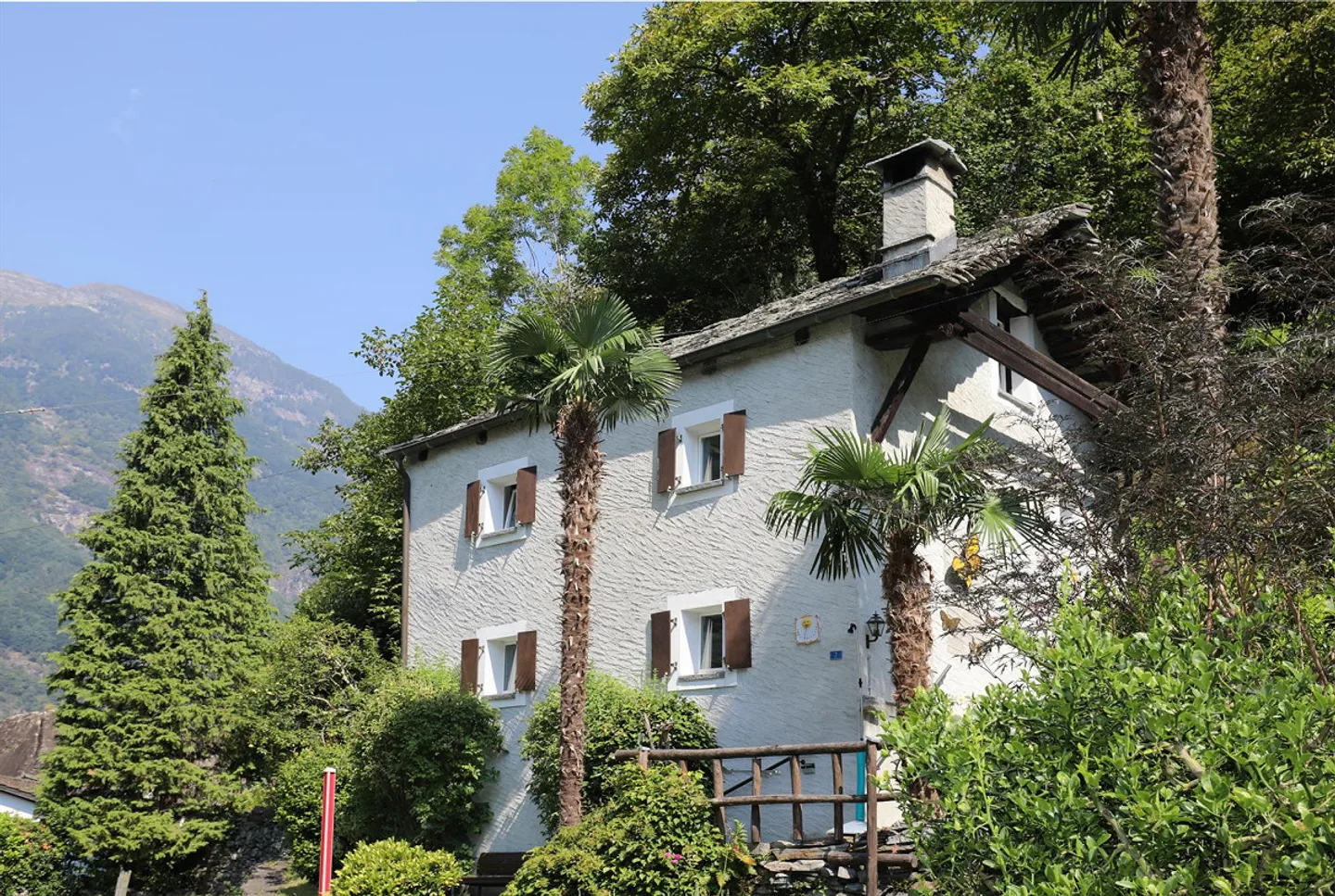 Beautiful Rustico with all comforts and a unique garden - Photo 2 of 19