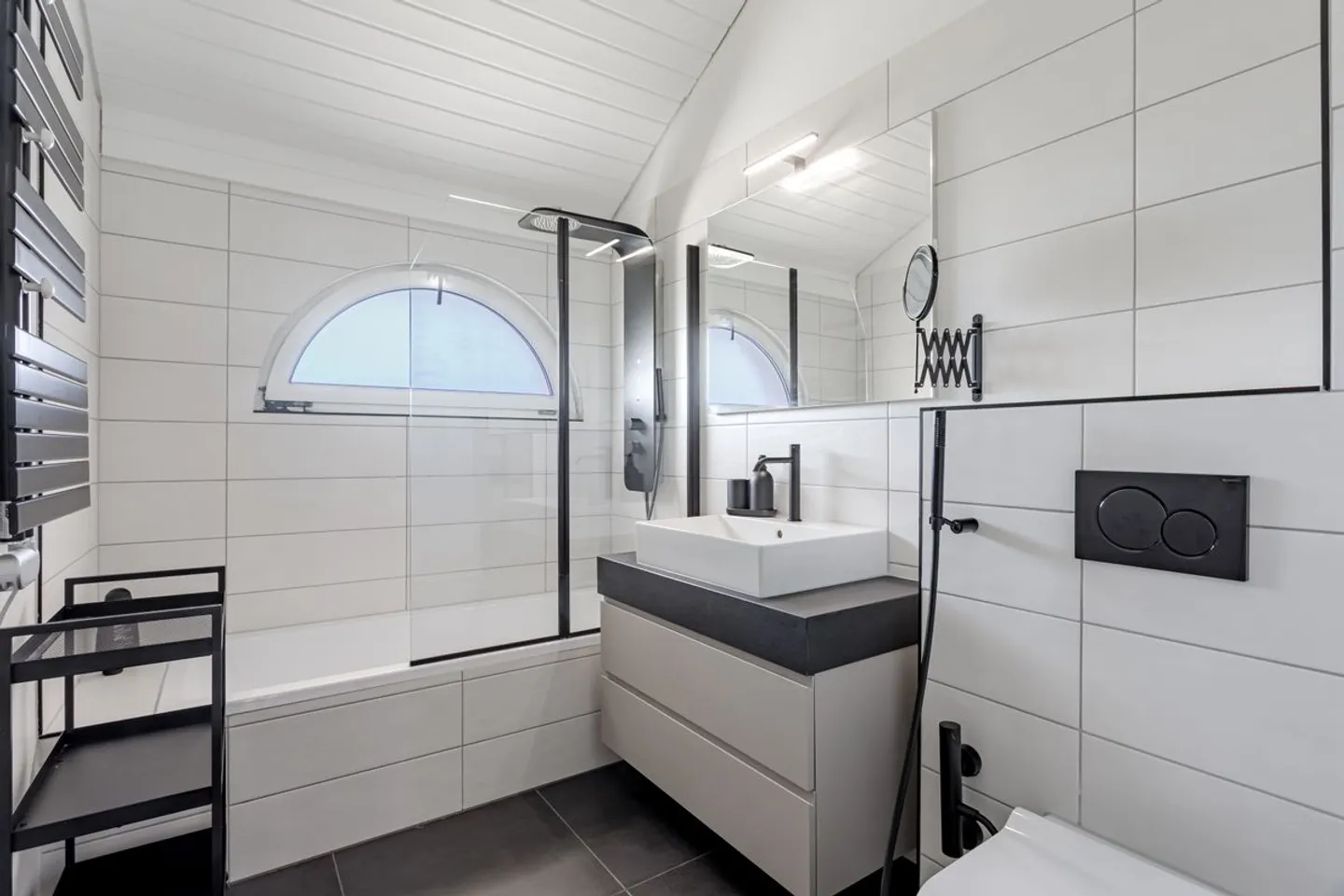 Doppelhaushälfte mit zwei Wohnungen - Foto 8 von 12