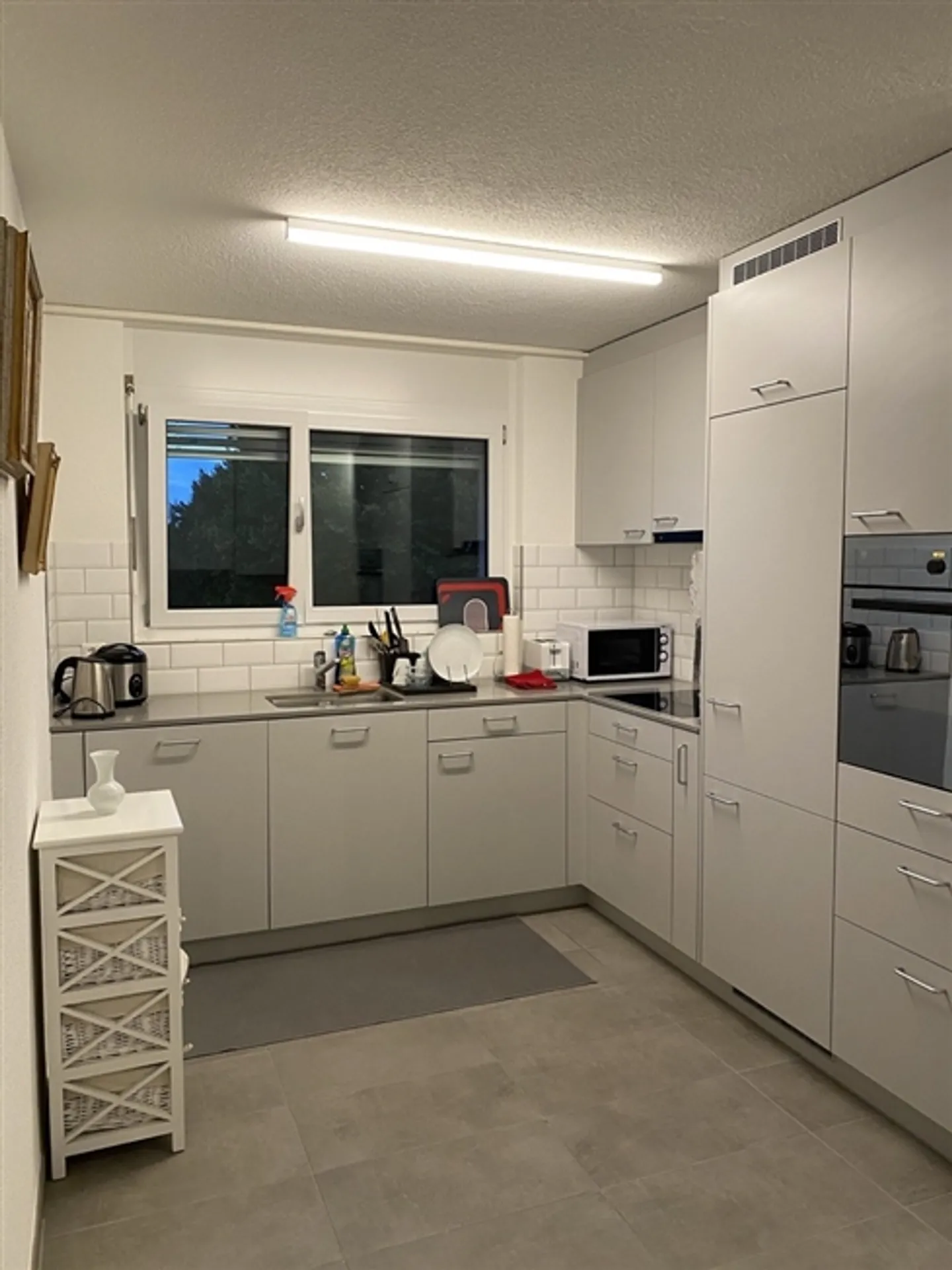 Spacious, fully furnished apartment with 4.5 rooms, ideal for families and business travelers - Photo 13 of 13