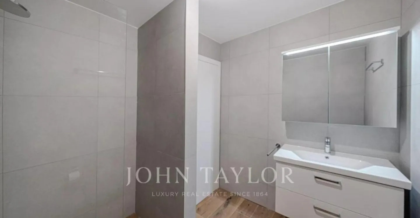Charming Apartment in Brent - Photo 6 of 13