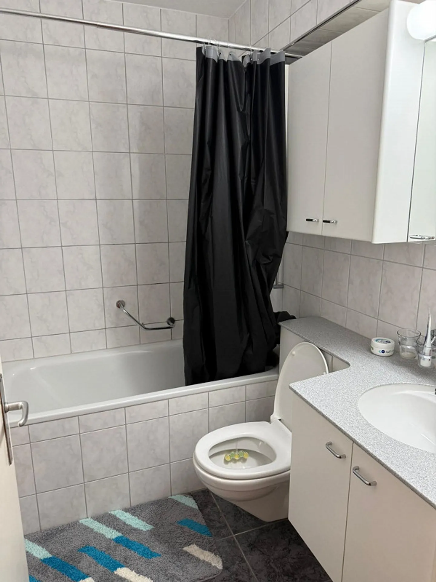 Modern 3-room apartment with balcony and parking space in Sargans - Photo 3 of 8