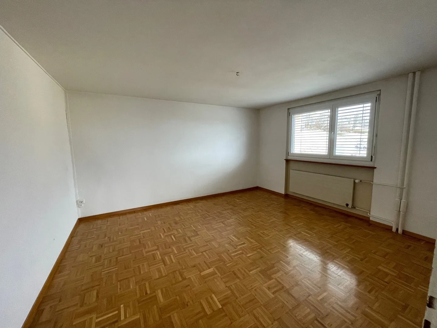 Großes 5.5-Zimmer-Apartment mit Balkon - Foto 3 von 9