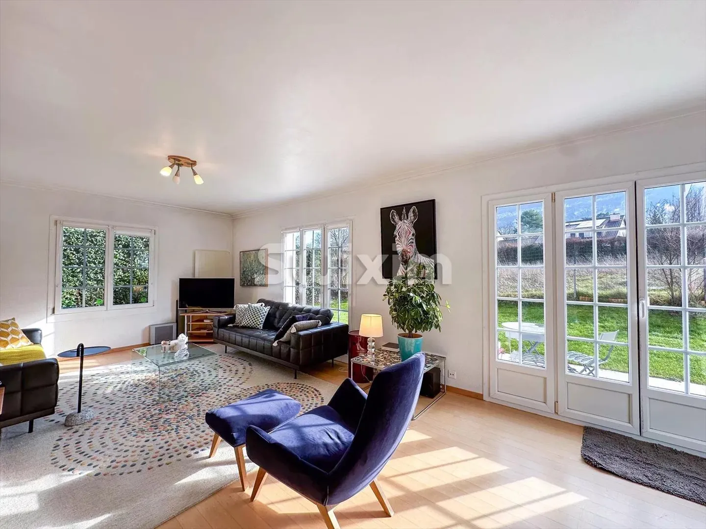 8-room house - Photo 4 of 13