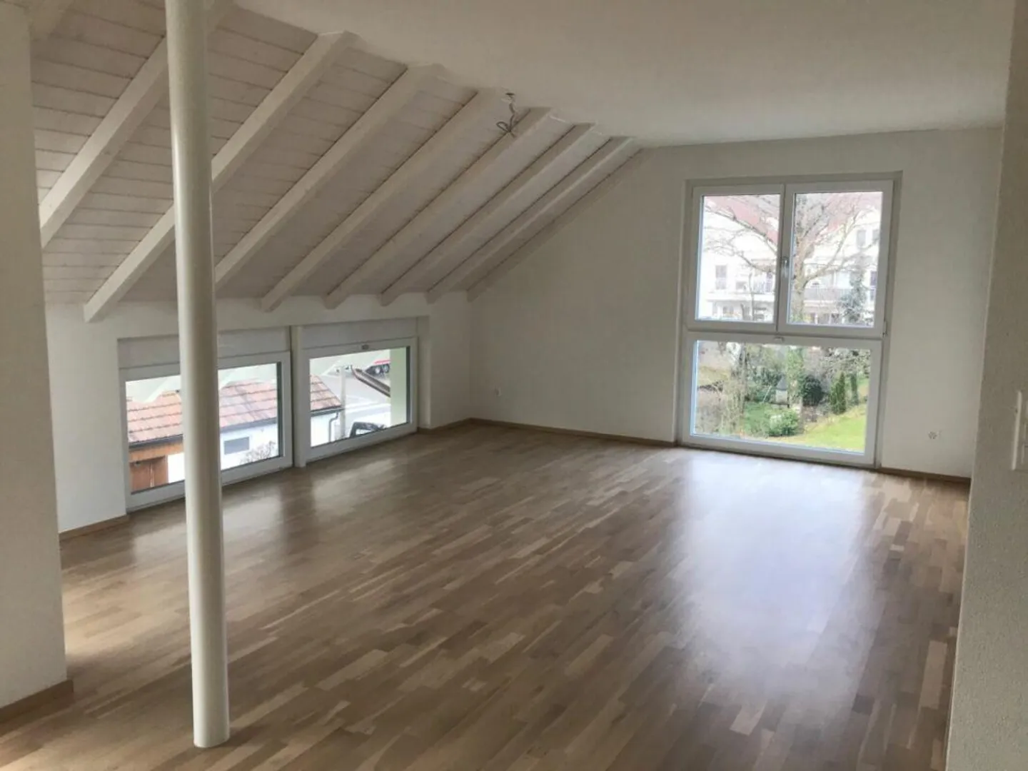 Küttigen / 3.5 Zimmer-Wohnung im 1. OG - Foto 4 von 11