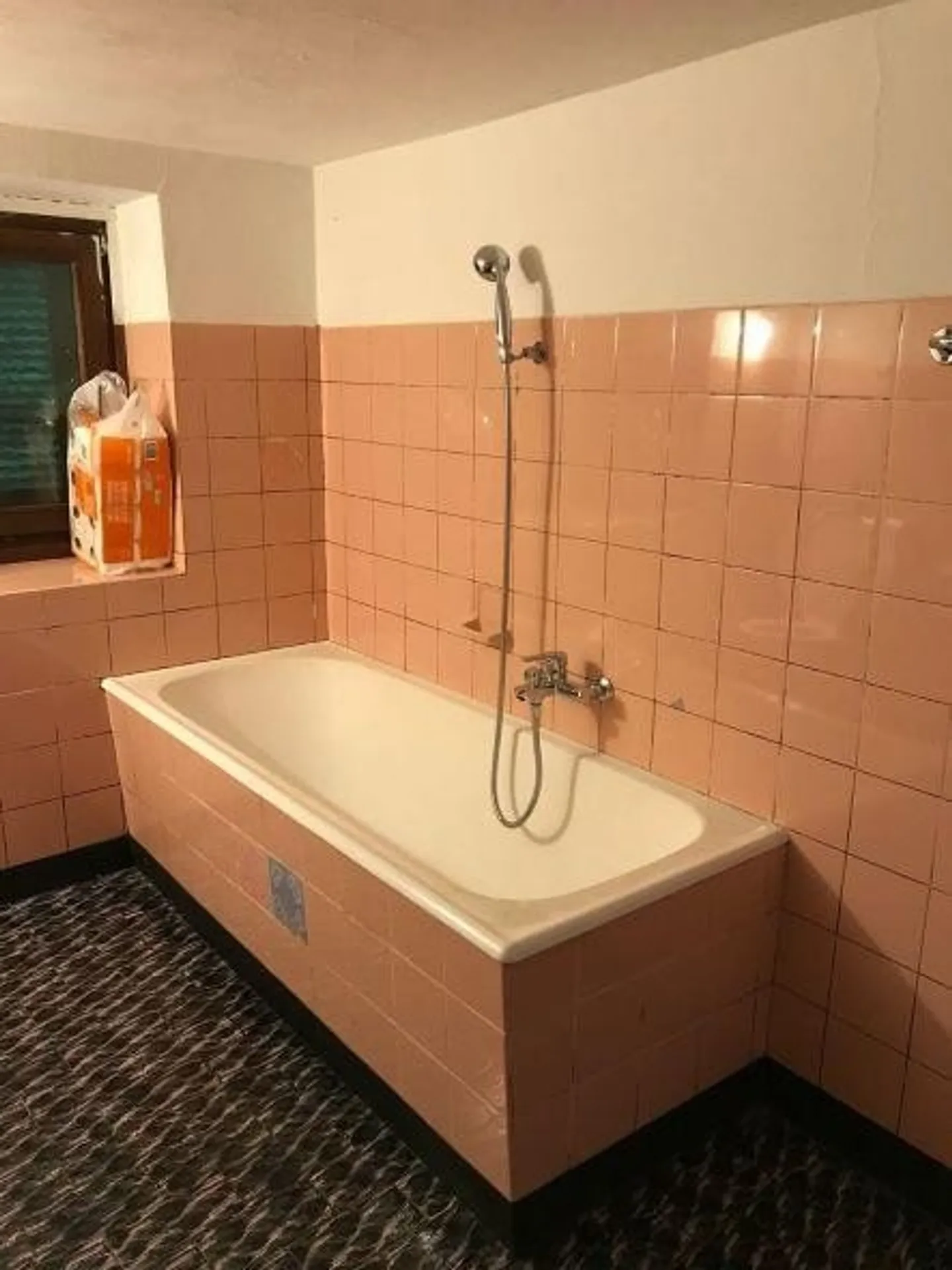 Casa gemella di 4 1/2 loc. con terrazza, soleggiata, tranquilla, con bella vista - Foto 11 di 24