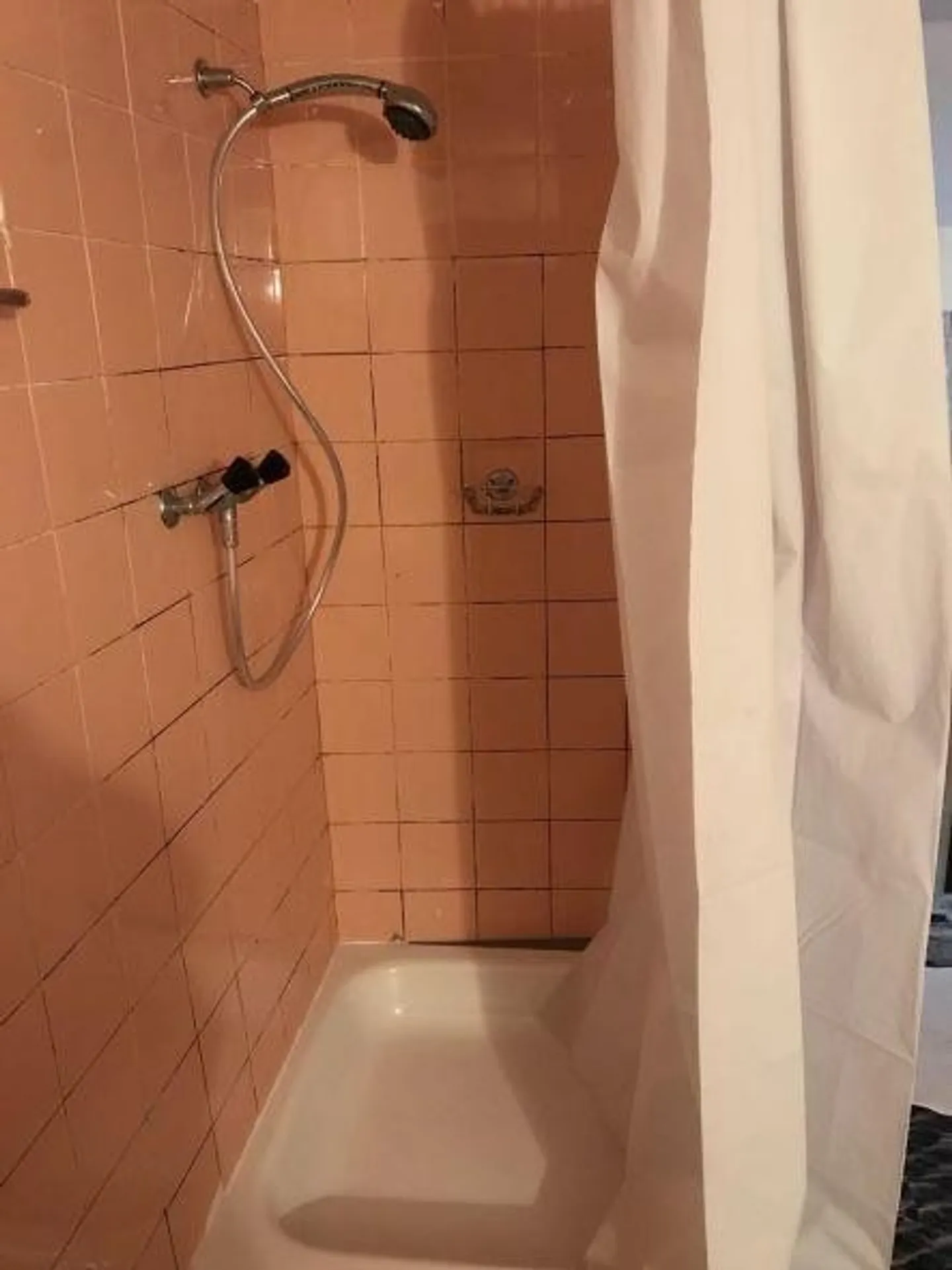 Casa gemella di 4 1/2 loc. con terrazza, soleggiata, tranquilla, con bella vista - Foto 12 di 24