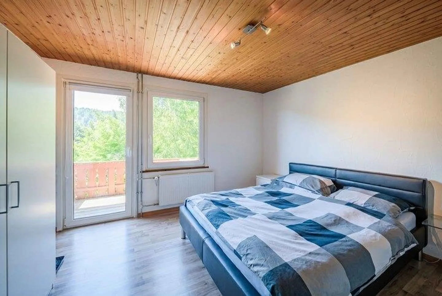 CASA MULTIFAMILIARE CON UN RENDIMENTO LORDO DEL 5,24% - Foto 5 di 8
