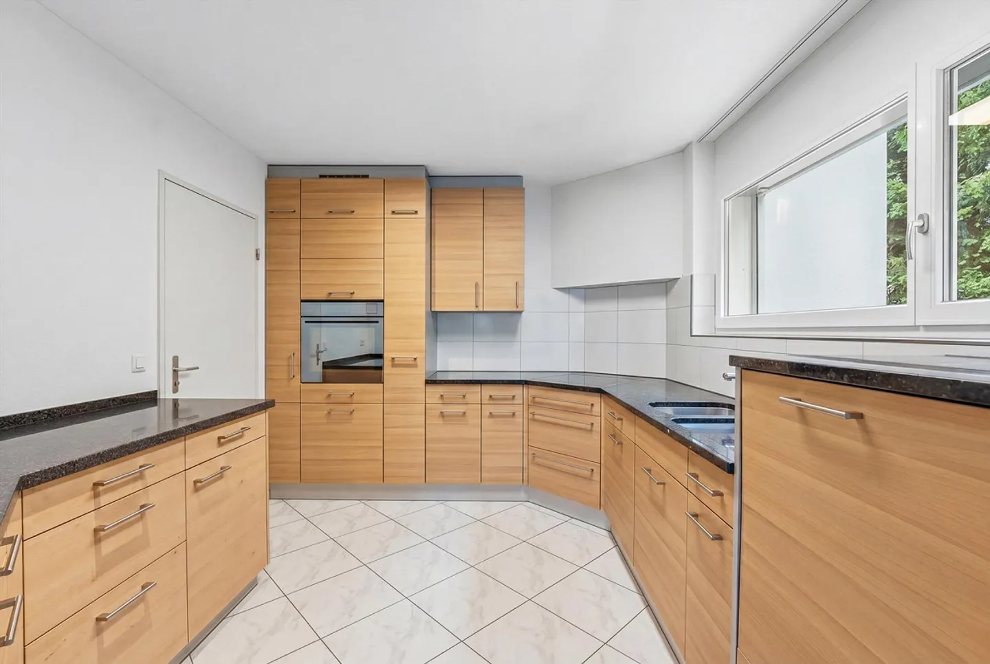 Appartement 4 1/2 pièces avec dressing / bureau (option 5 1/2 pièces) - Photo 8 sur 18