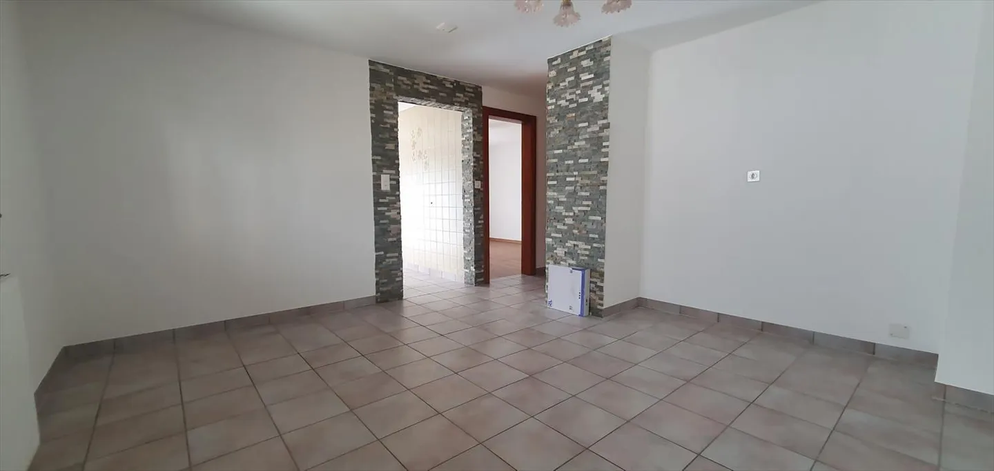 4.5 Room Apartment - Photo 4 of 11