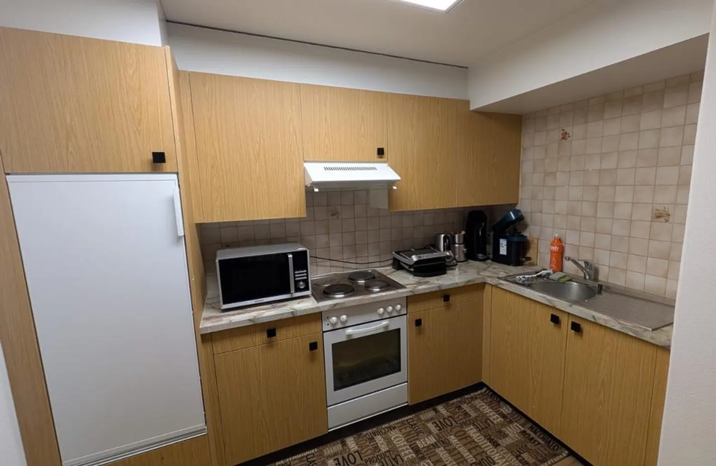 Grosszügige 2.5-Zimmerwohnung im Erdgeschoss mit Terasse - Foto 1 von 5