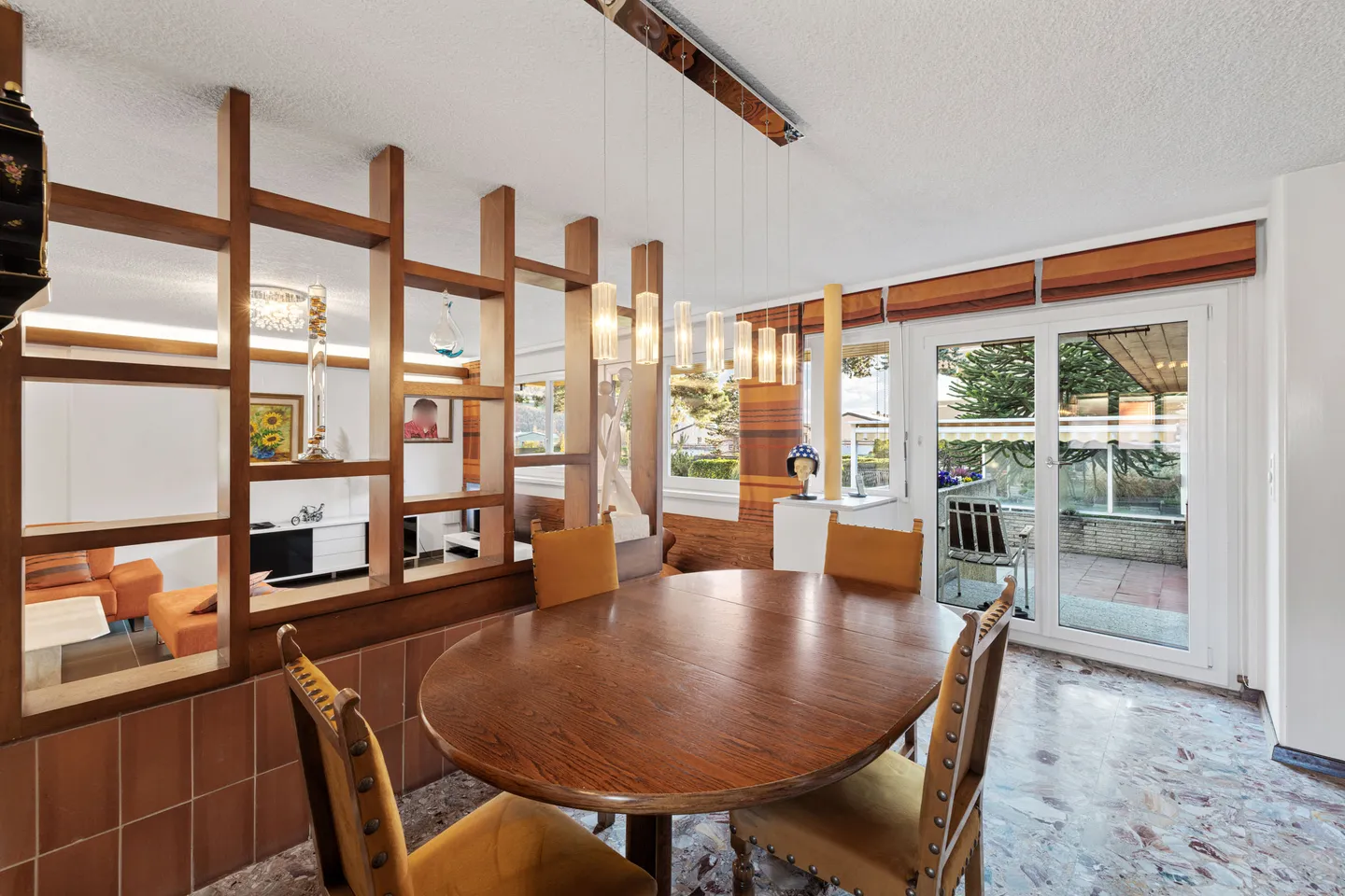 Casa indipendente con grande potenziale nel cuore della città - Foto 3 di 12