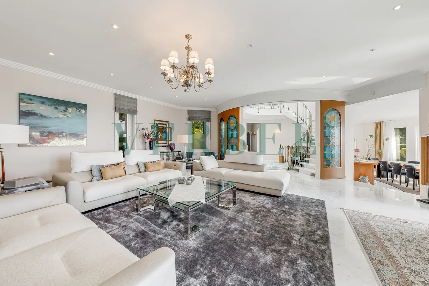 Prestigious Villa with Lake View - Photo 5 of 13