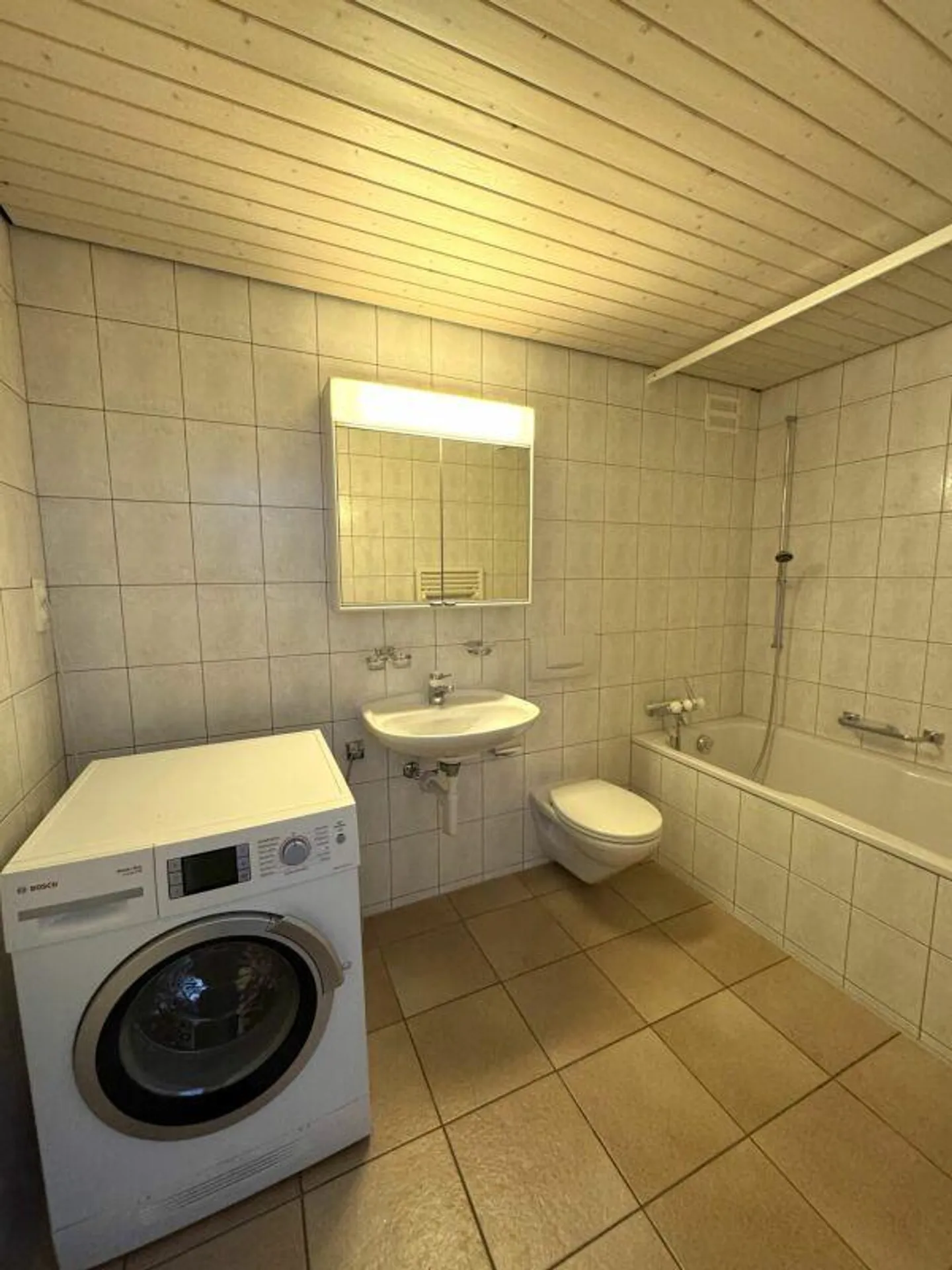 Charming Maisonette Apartment with Roof Terrace - Photo 4 of 6