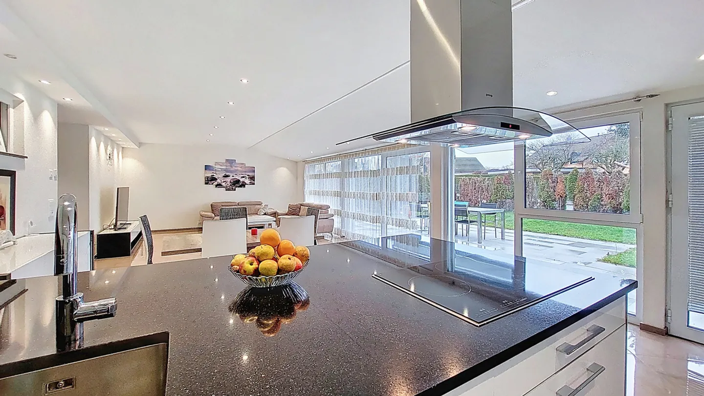 Wohnung 5.5 Zimmer ca. 136 m2 + Ziergarten in Châtonnaye FR - Foto 4 von 13