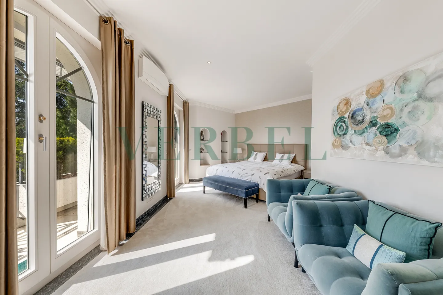 Prestigious Villa with Lake View - Photo 13 of 13