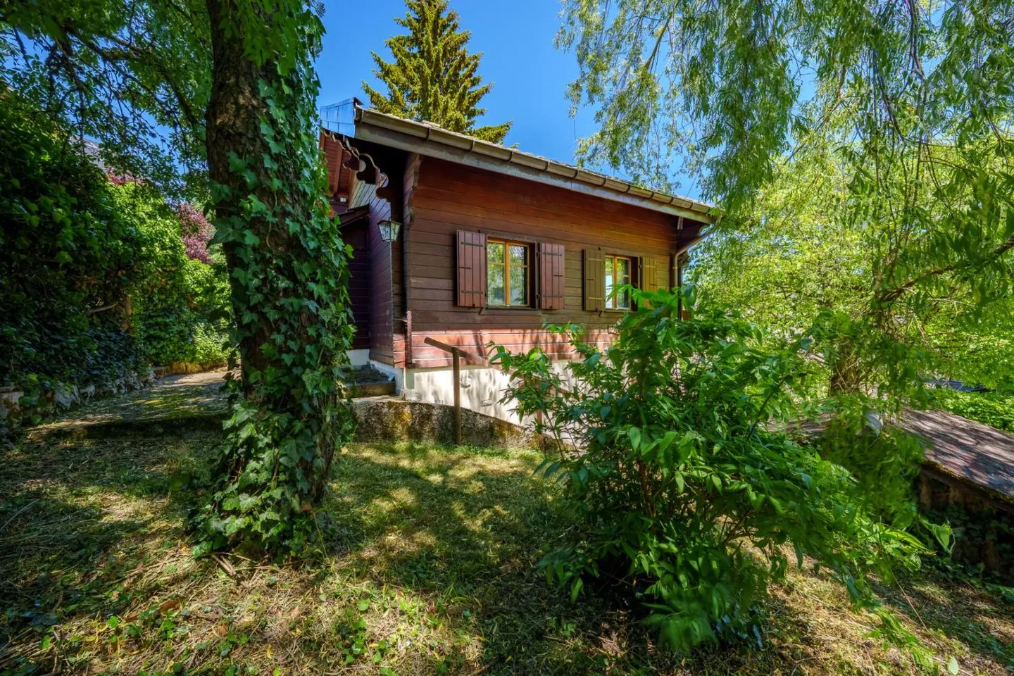 Chalet Authentique à Saint-Cergue - Photo 4 sur 11