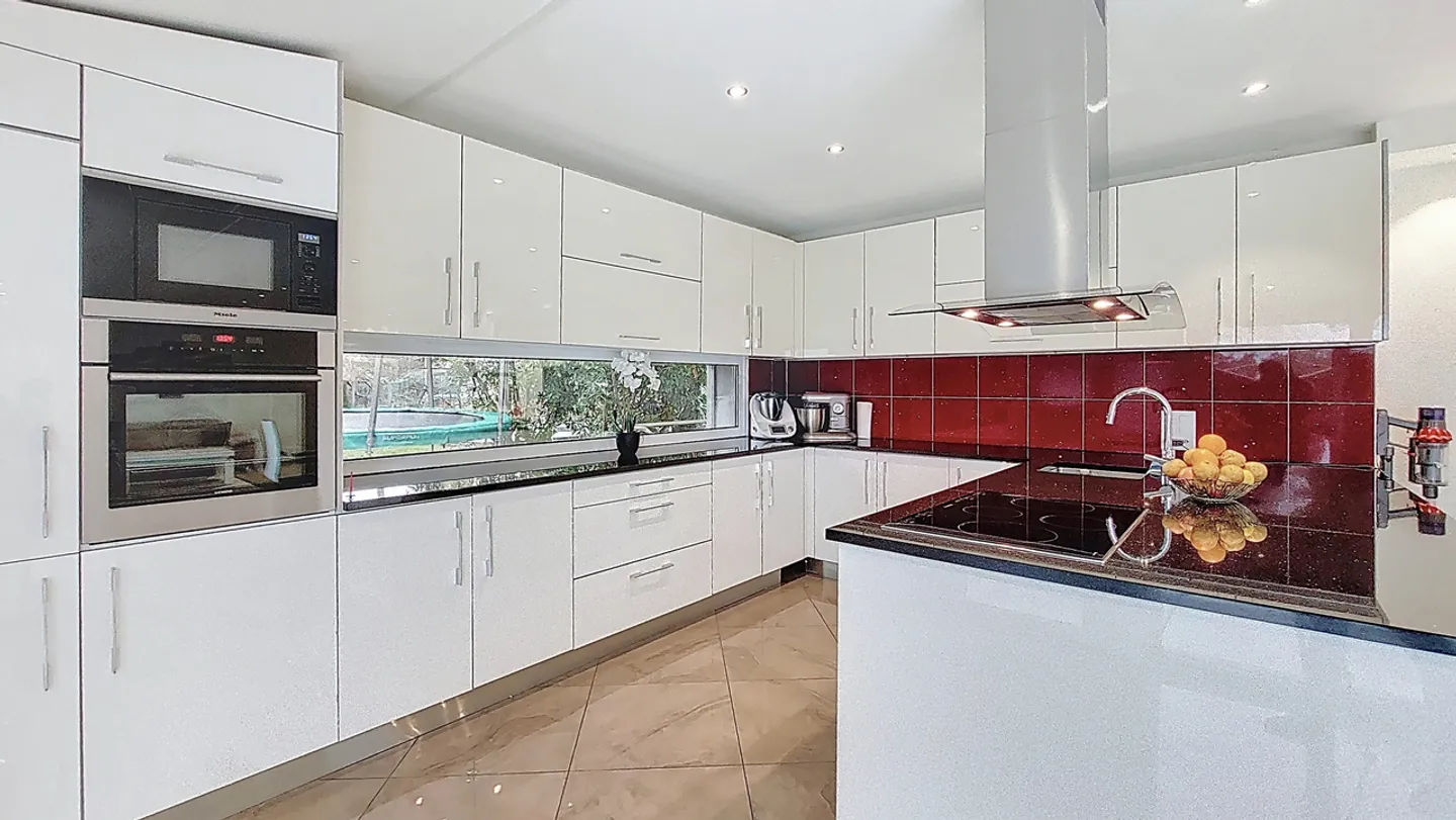 Wohnung 5.5 Zimmer ca. 136 m2 + Ziergarten in Châtonnaye FR - Foto 2 von 13