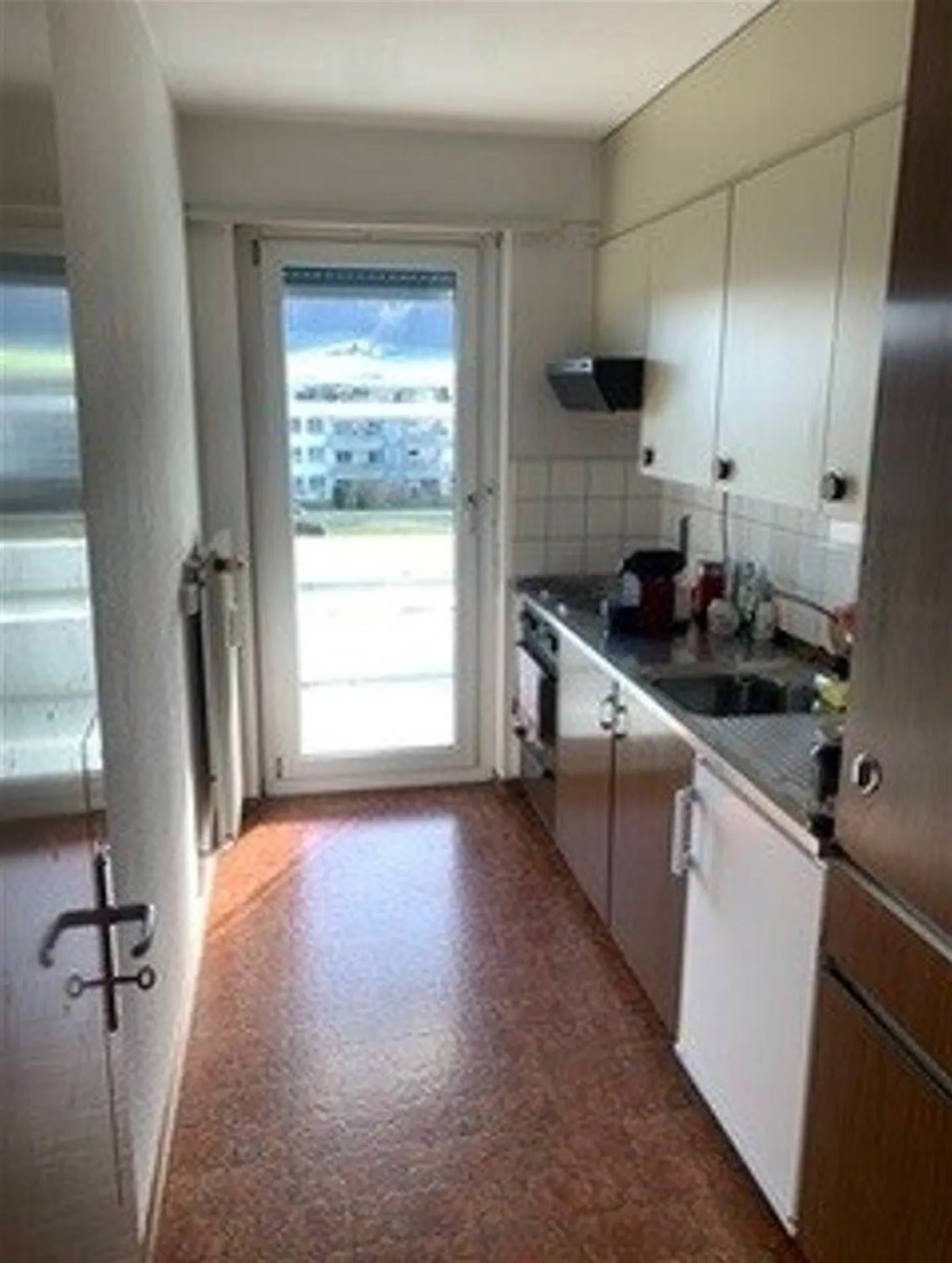 Appartamento di 2,5 stanze situato in posizione tranquilla - Foto 3 di 4