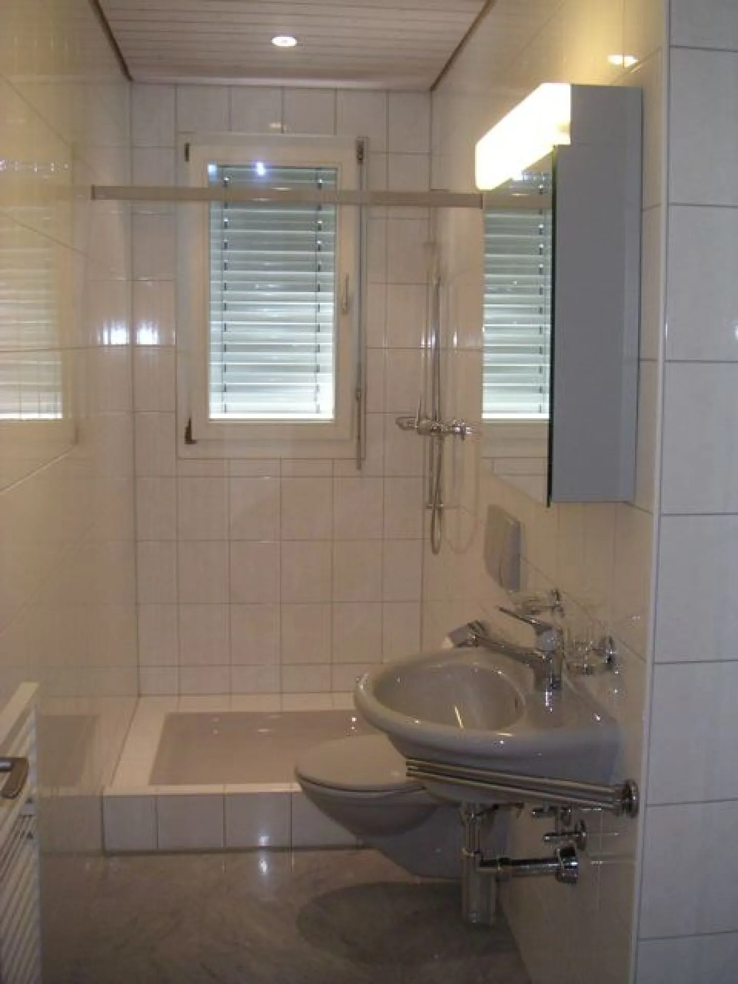 Living with a View – Maisonette Dream Apartment with Gallery & 2 Balconies - Photo 4 of 8