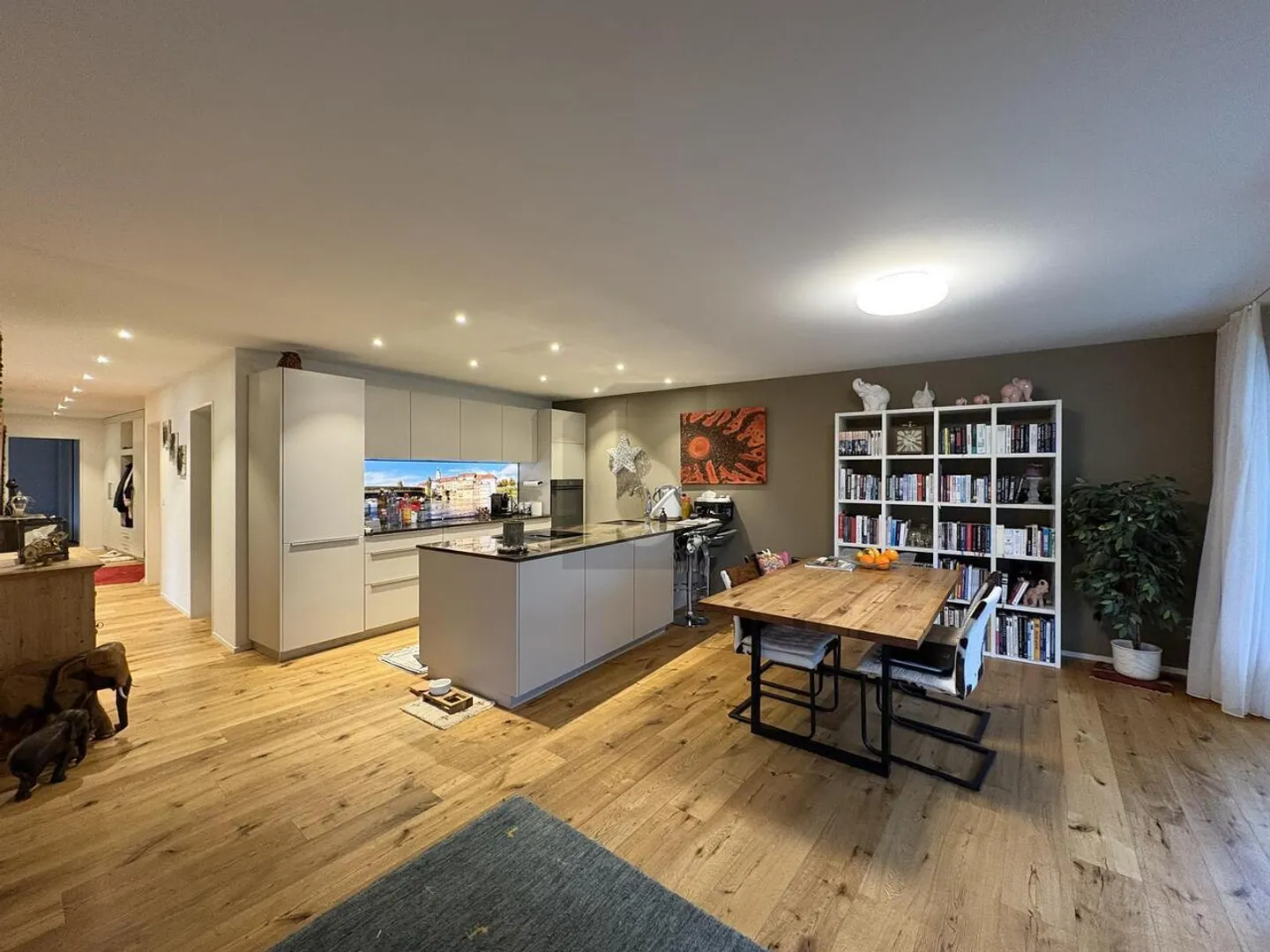 LUSSUOSO, ILLUMINATO CON PISCINA - Foto 2 di 6