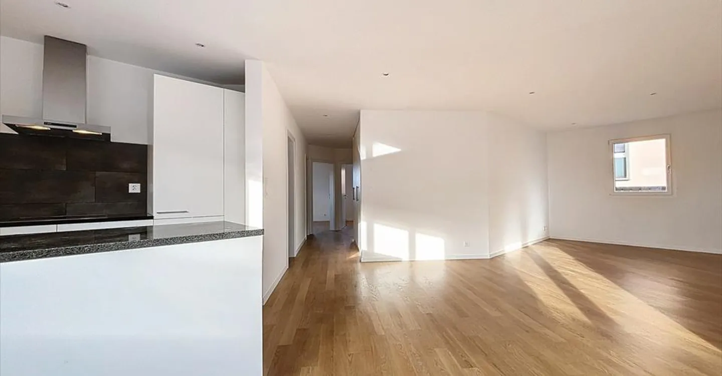 Attico di 4 camere in vendita a Romont! - Foto 1 di 9