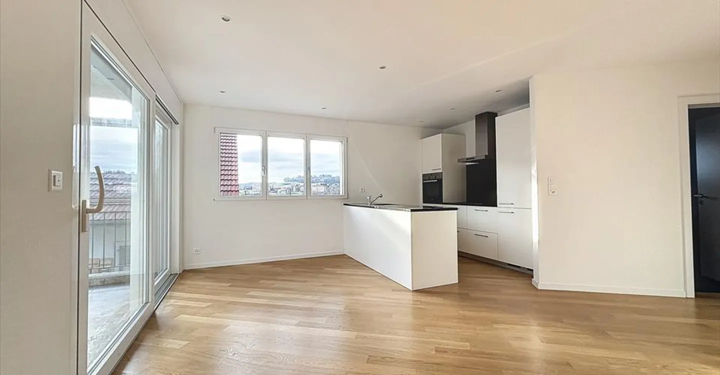 Attico di 4 camere in vendita a Romont! - Foto 4 di 9