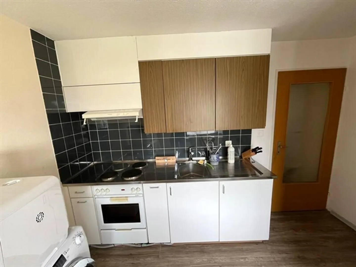 APPARTEMENT 1½ PIÈCE À EFFRETIKON (ZH), MEUBLÉ, TEMPORAIRE - Photo 4 sur 9