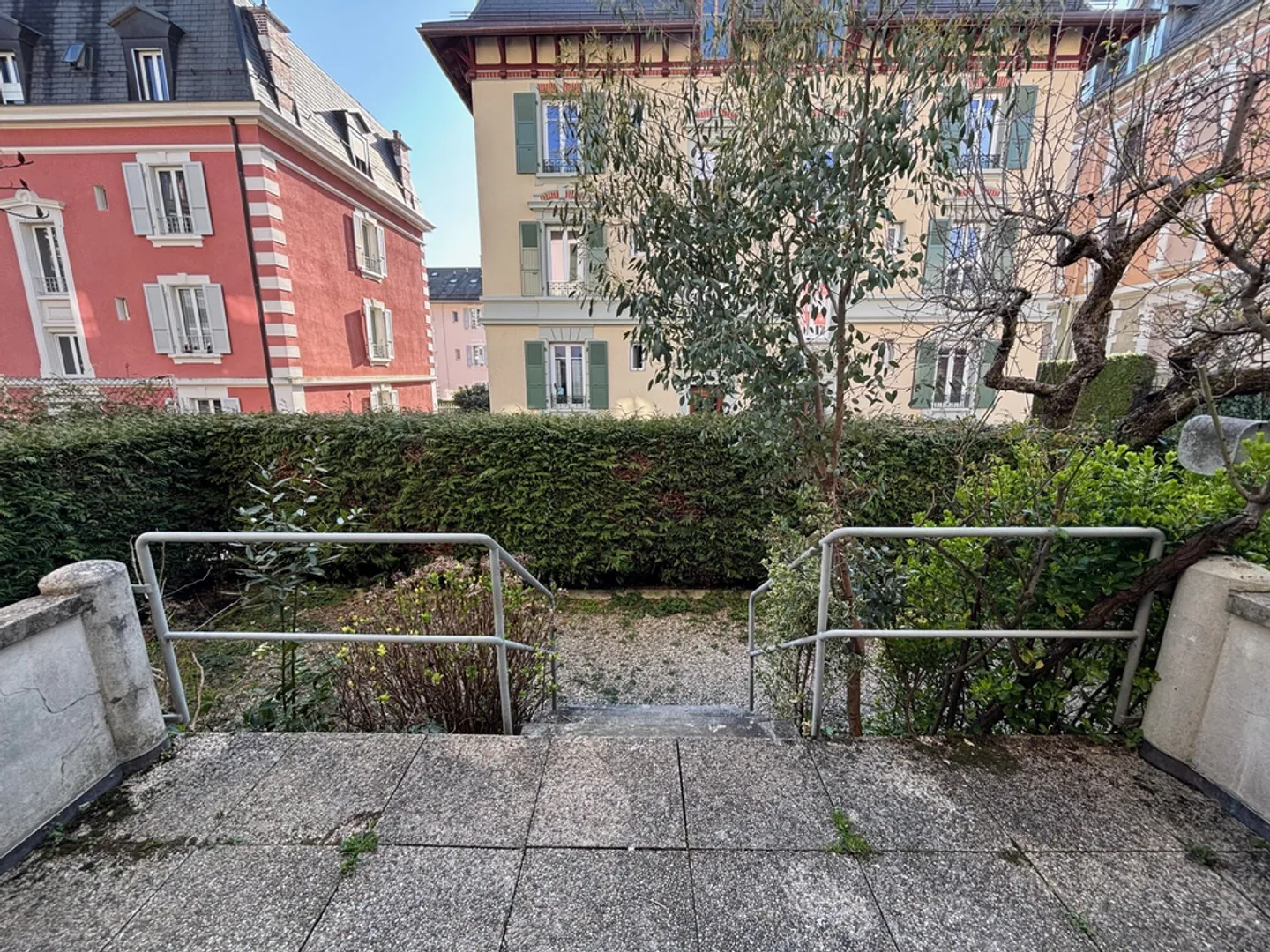 Three-room apartment on the ground floor - Photo 9 of 10