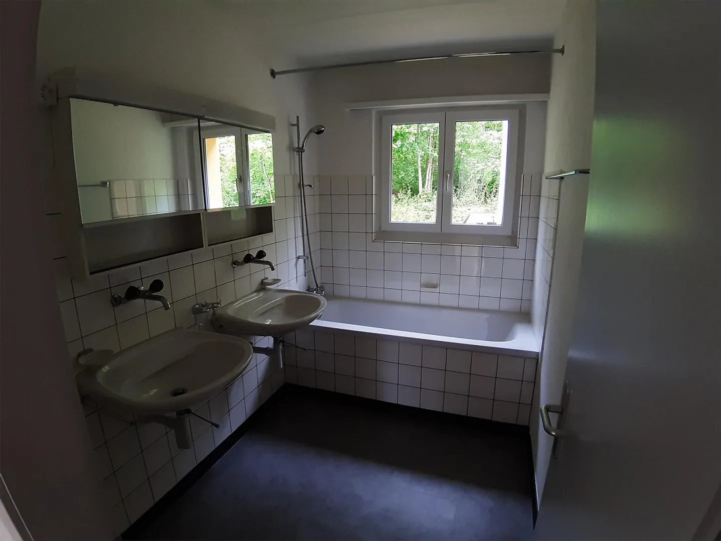 Ampio appartamento di 5,5 stanze - Foto 8 di 14