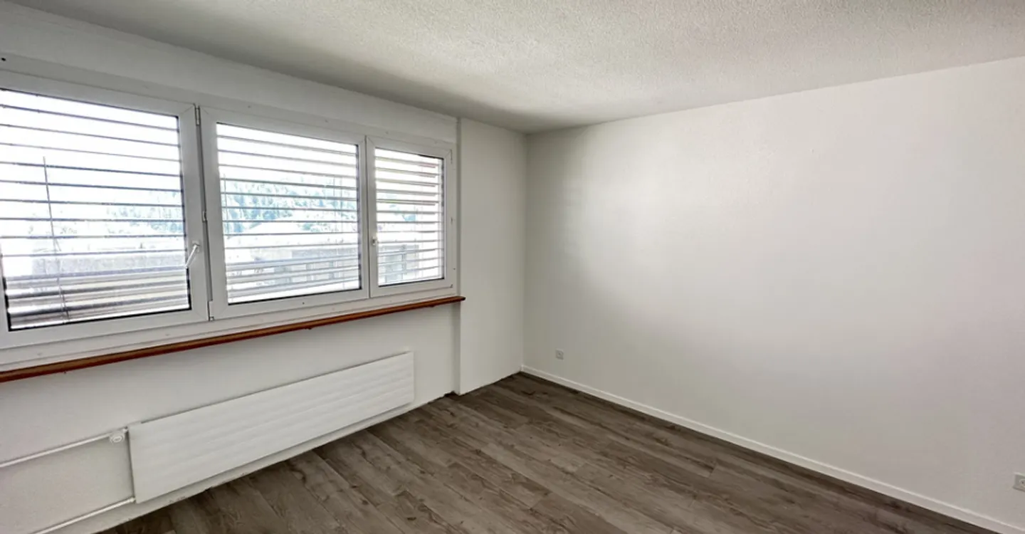 Geräumige Wohnung mit Balkon - Foto 8 von 10