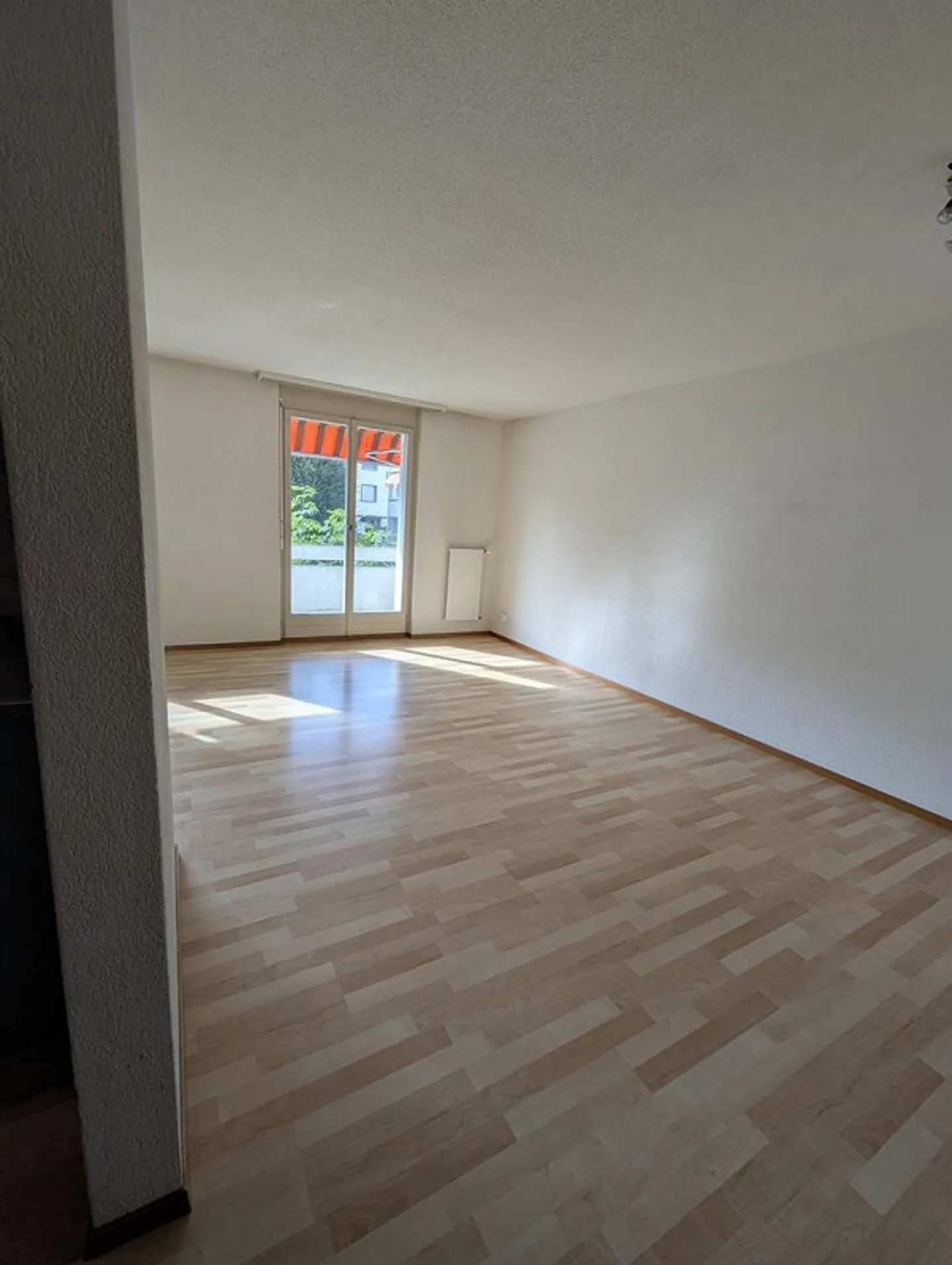 Appartamento ristrutturato di 1,5 locali al 1° piano con balcone - Foto 4 di 5