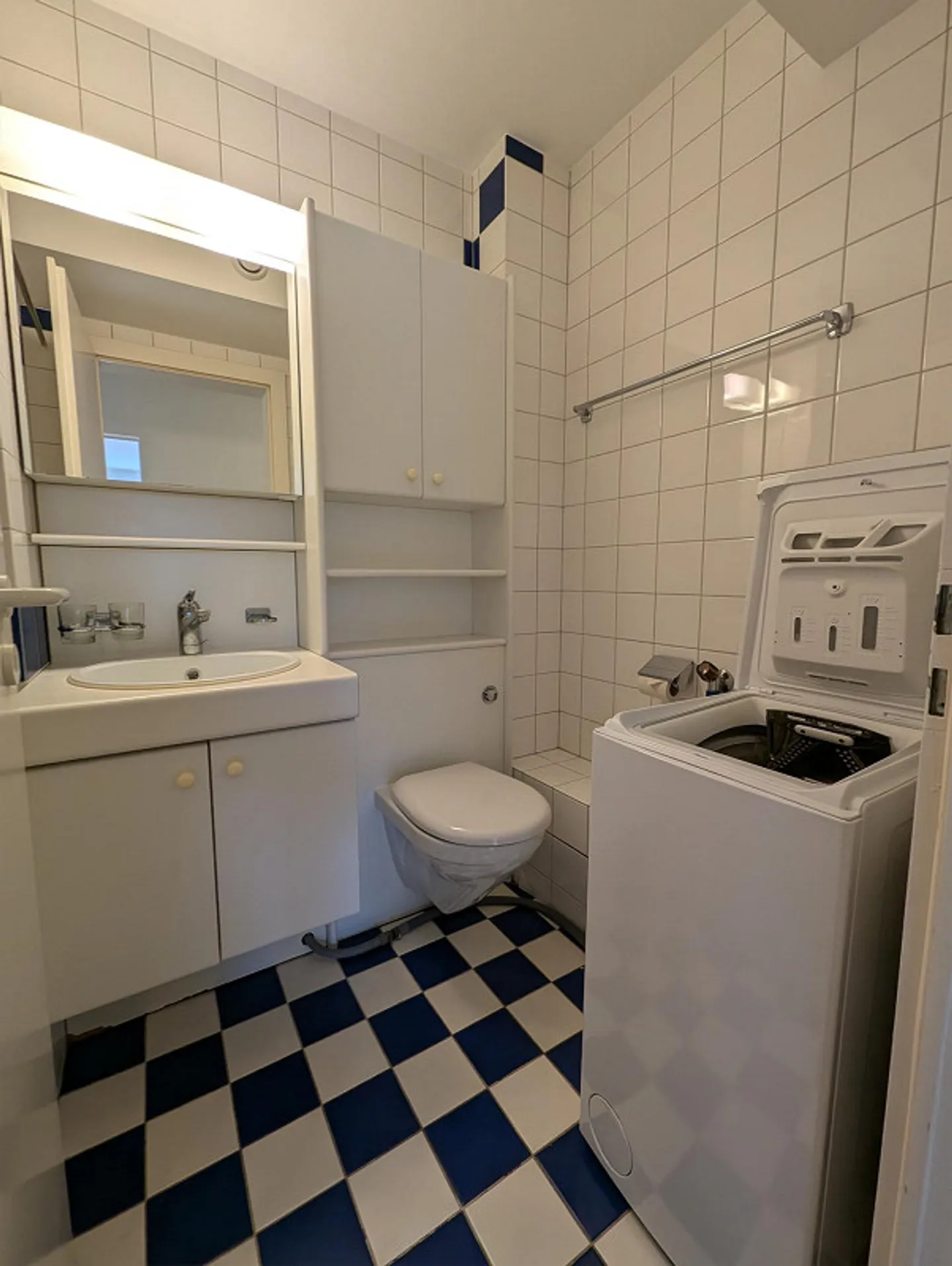 Charmante Dachwohnung in Arlesheim - Foto 9 von 12