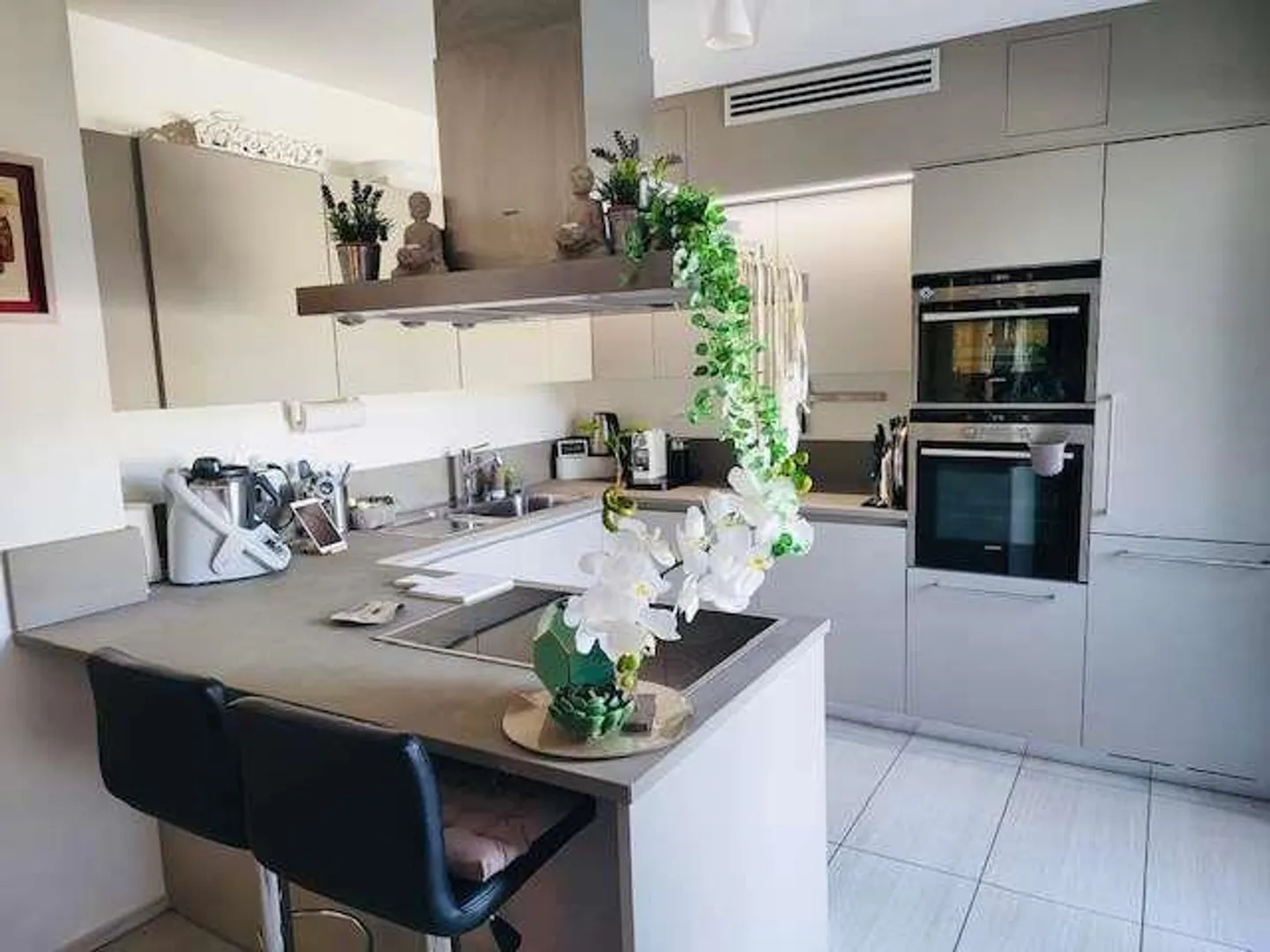 Penthouse haut de gamme avec terrasse panoramique et piscine - Photo 13 sur 13