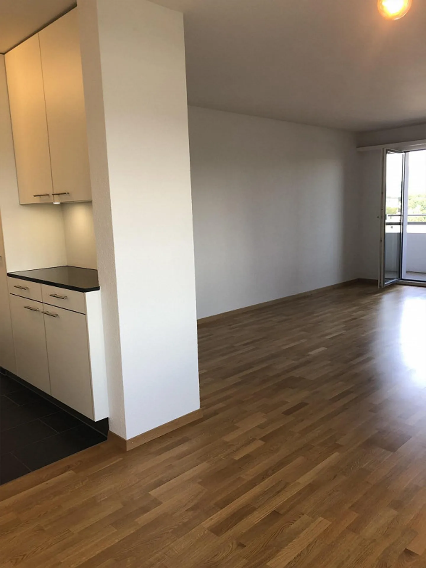 Appartamento ristrutturato e centrale di 3,5 stanze a Wankdorf - Foto 5 di 24