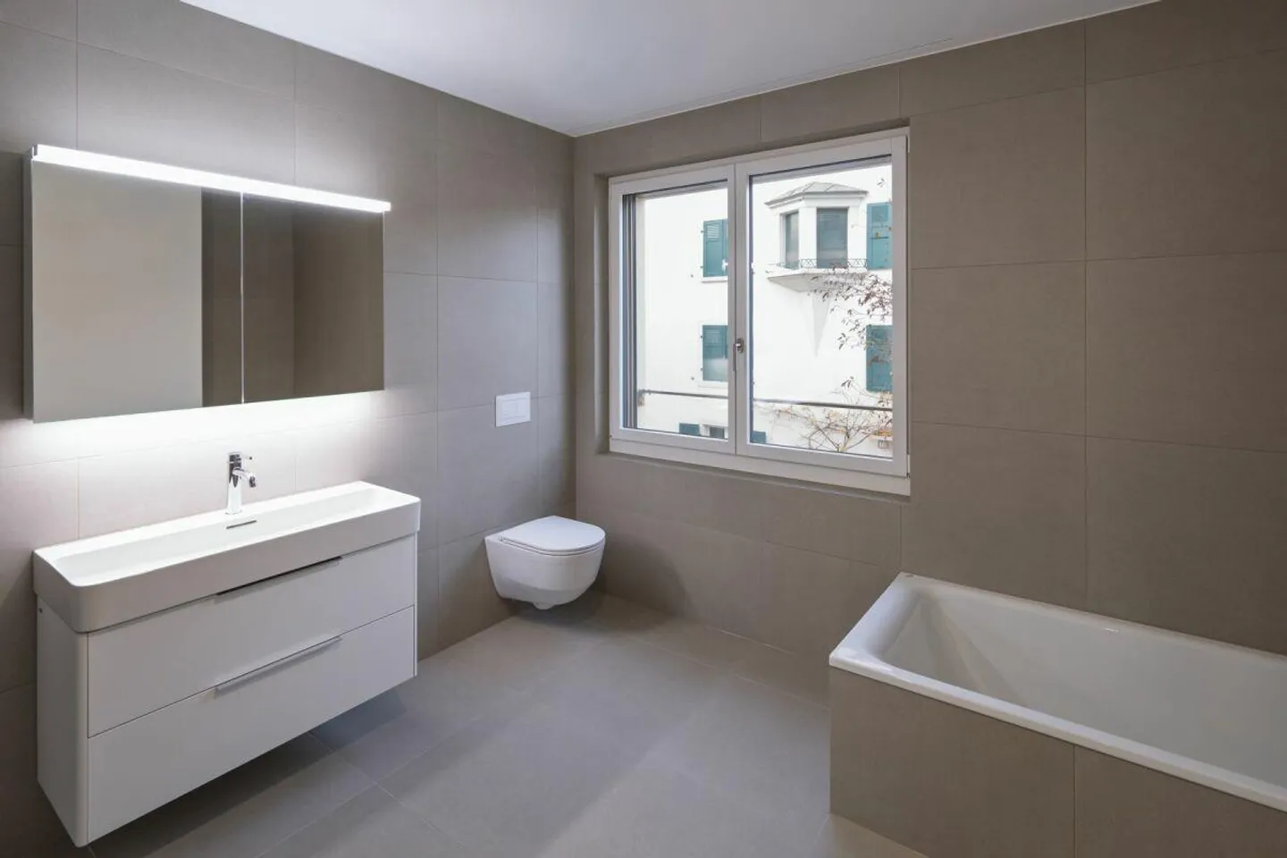 Il tuo rifugio nel cuore di Reinach: Maisonette con giardino privato... - Foto 16 di 19