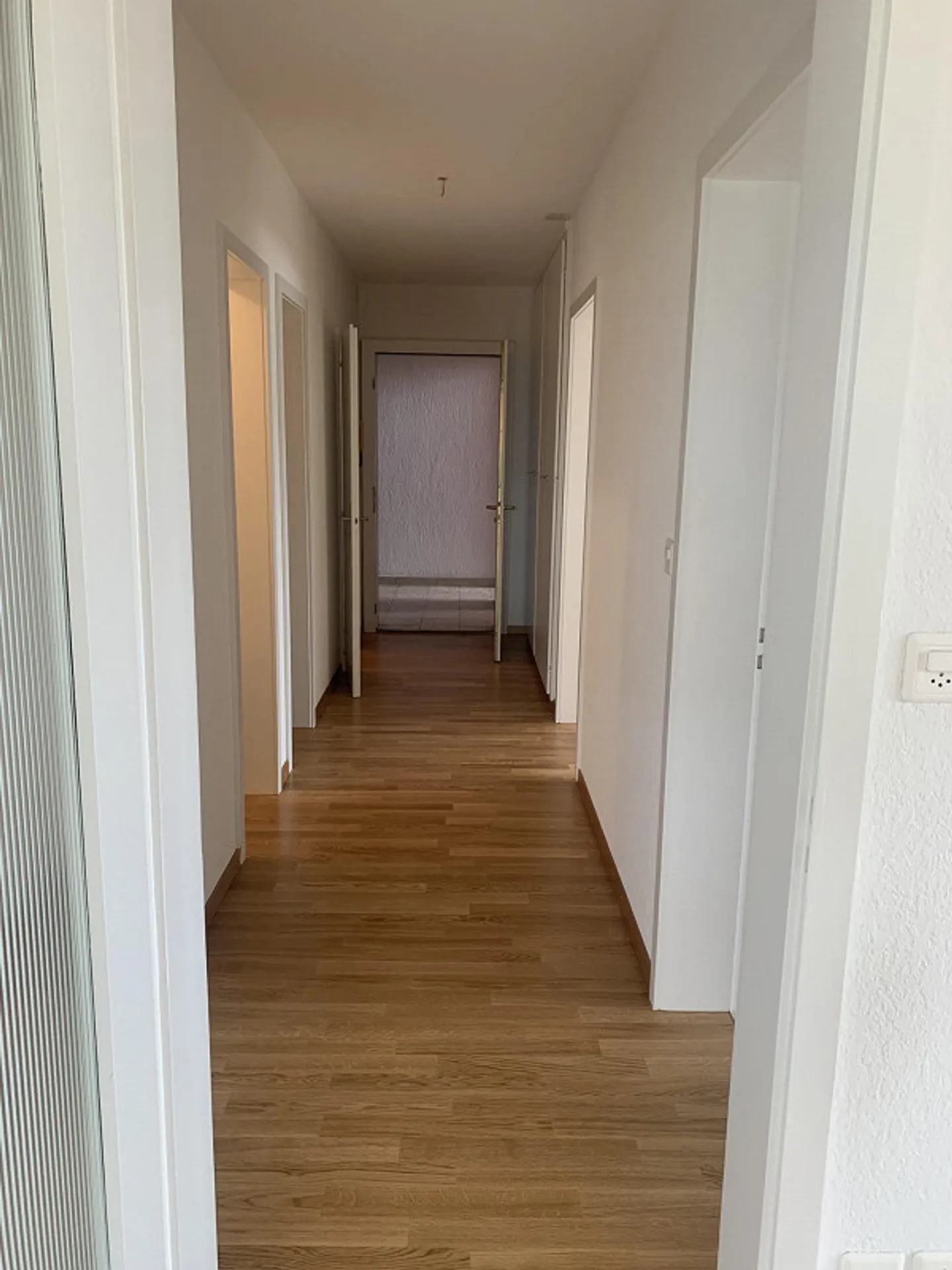 Appartamento ristrutturato e centrale di 3,5 stanze a Wankdorf - Foto 9 di 24