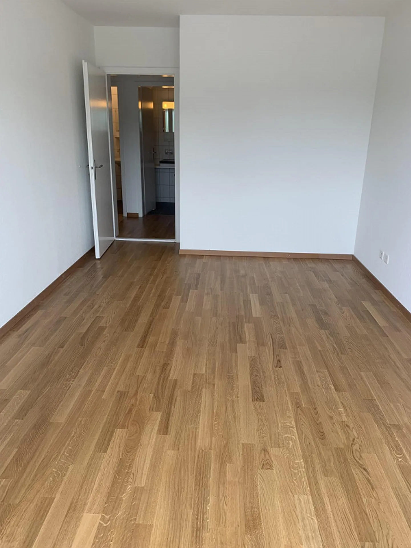 Appartamento ristrutturato e centrale di 3,5 stanze a Wankdorf - Foto 12 di 24