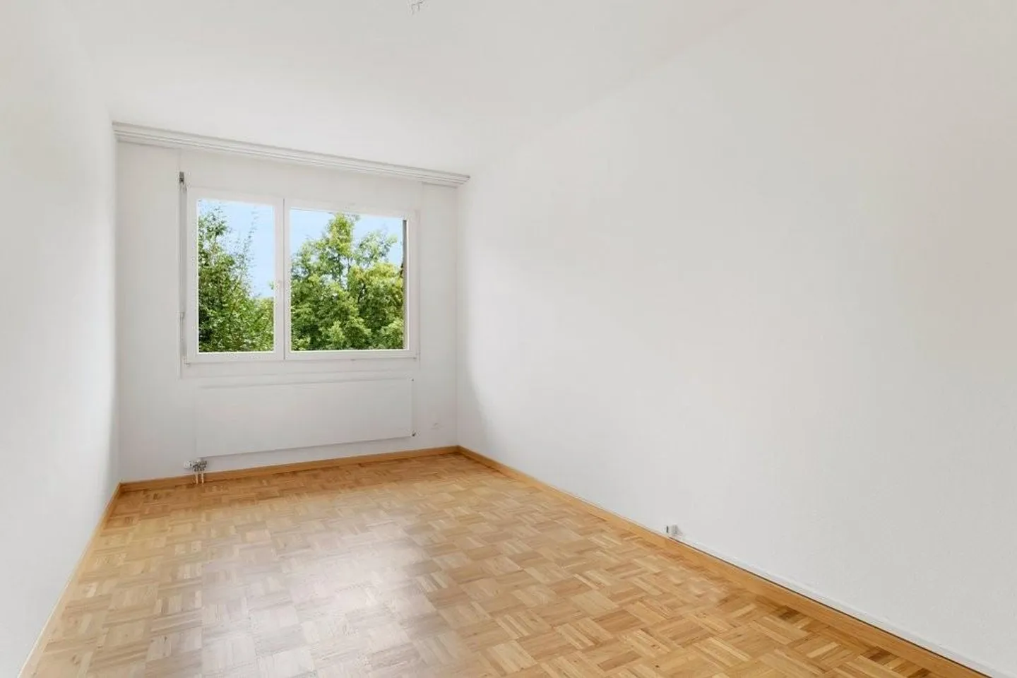 Quietly located 5.5 Ziimmerwohnung - Ideal for family - Photo 6 of 9