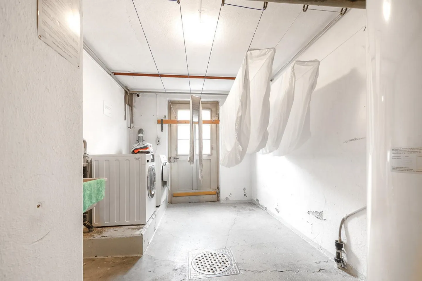 Mehrfamilienhaus mit Potenzial an ruhiger Lage - Foto 10 von 13