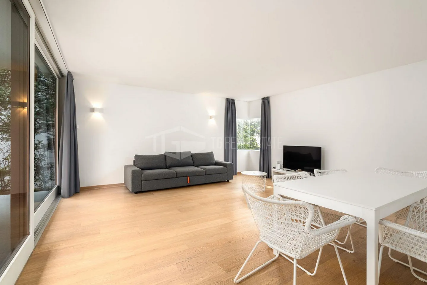 COSY 2.5-ROOM APARTMENT WITH LARGE TERRACE AND GARDEN - Photo 1 of 17