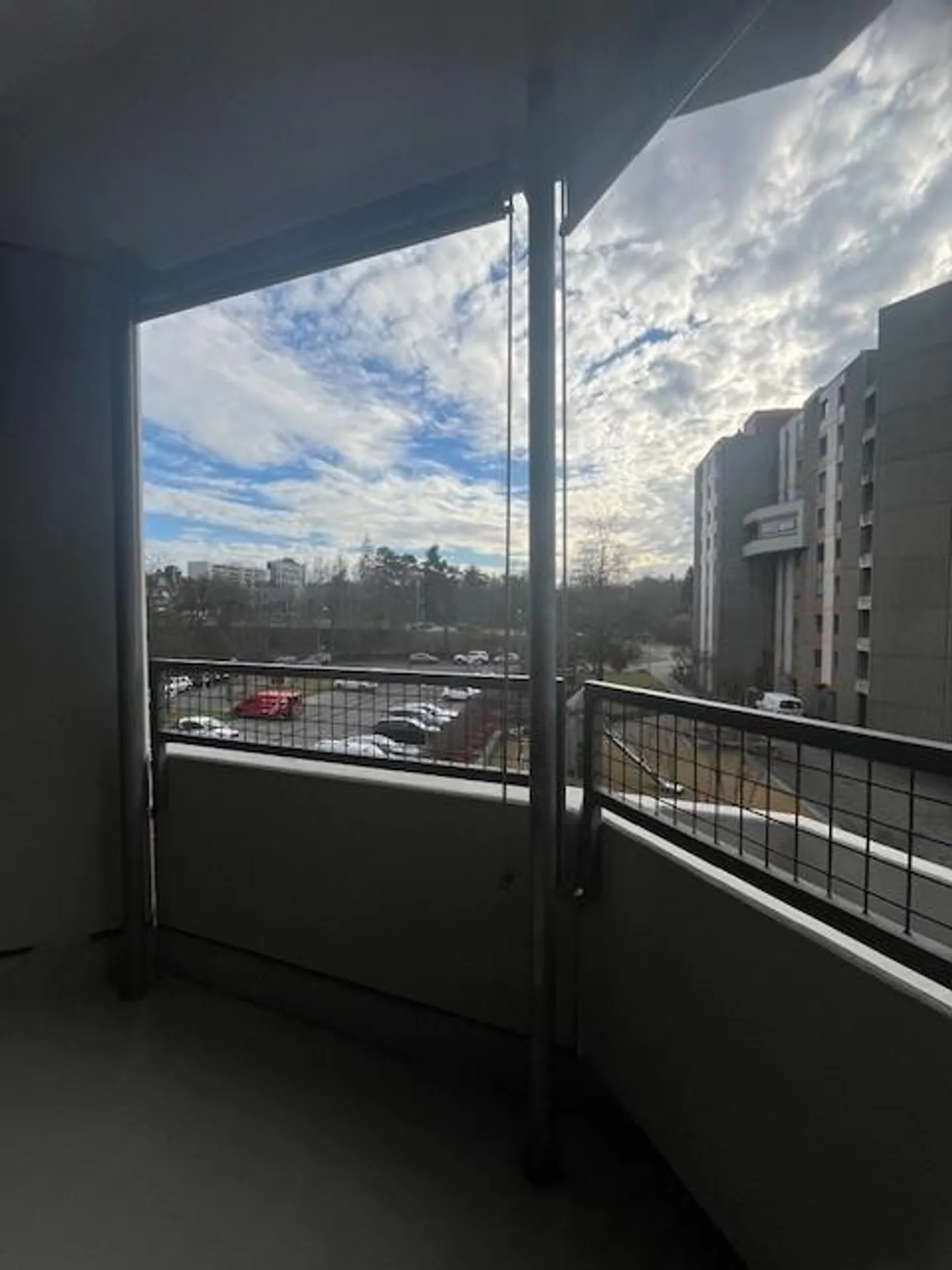 kürzlich sanierte 2.5-Zimmerwohnung mit toller Aussicht zu vermieten! - Foto 10 von 10