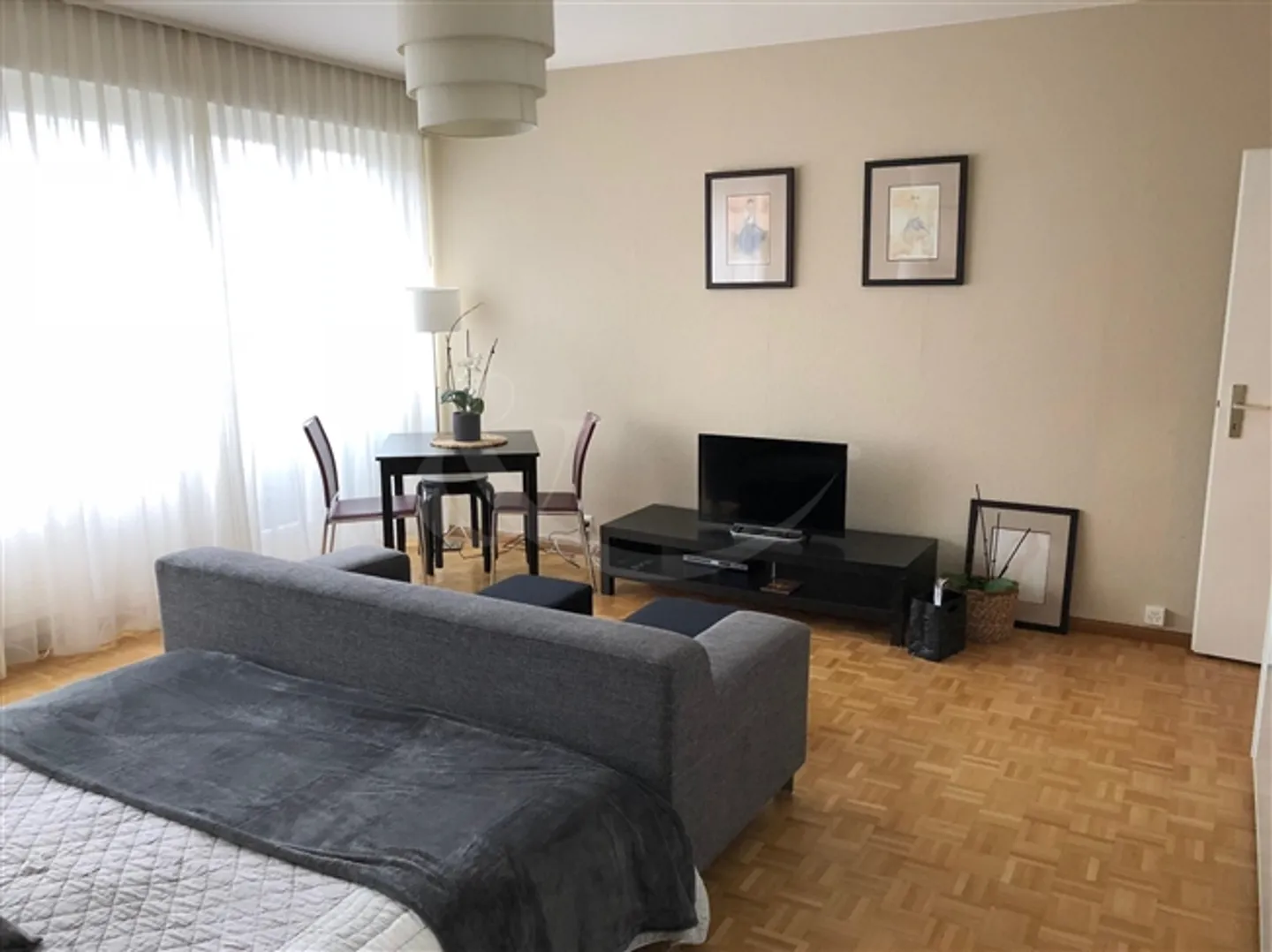 «Studio nur einen Steinwurf vom Stadtzentrum entfernt» - Foto 2 von 5