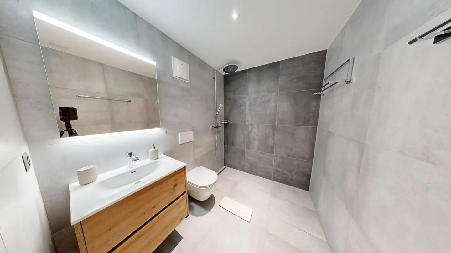 Alphubel Peak so close to heaven. New construction 2025. With south and east balcony. Copy - Photo 11 of 12