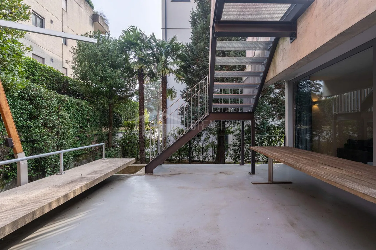 COSY 2.5-ROOM APARTMENT WITH LARGE TERRACE AND GARDEN - Photo 14 of 17