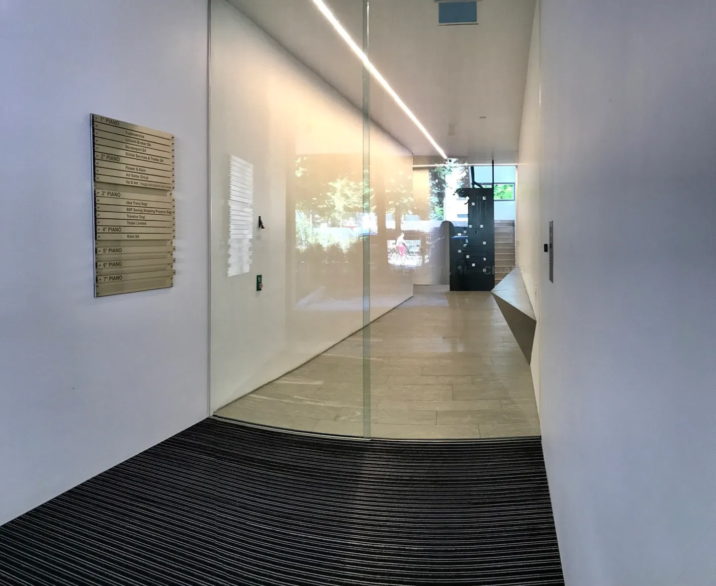 Ufficio prestigioso a Chiasso - Foto 2 di 9