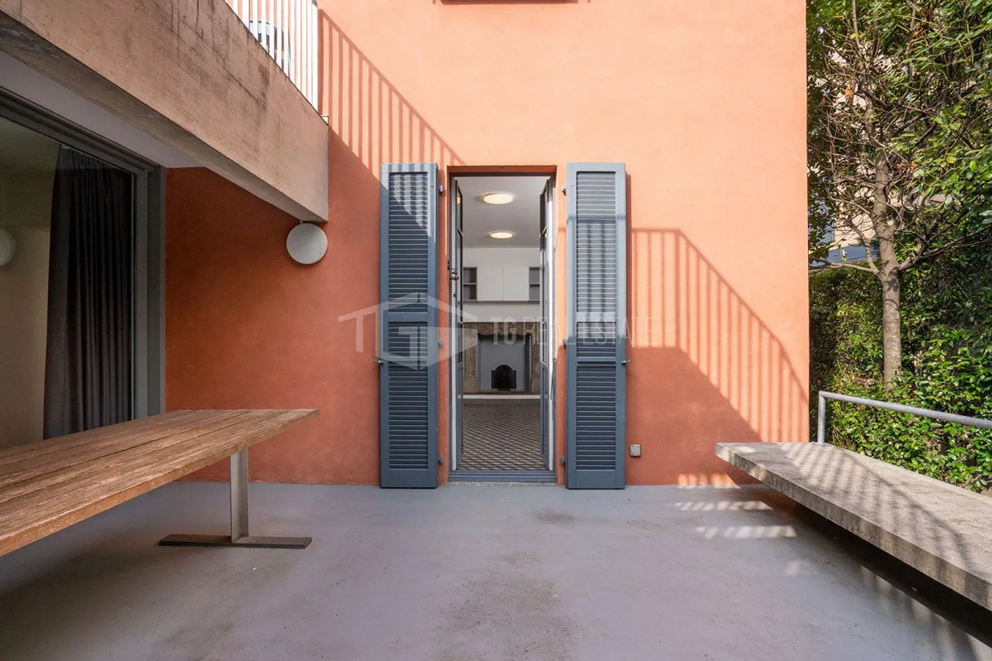 COSY 2.5-ROOM APARTMENT WITH LARGE TERRACE AND GARDEN - Photo 16 of 17
