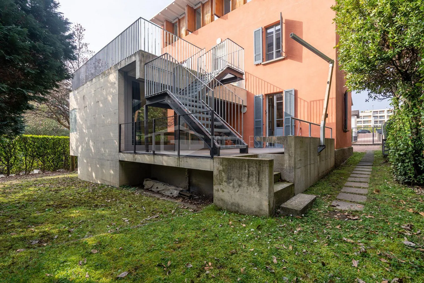 COSY 2.5-ROOM APARTMENT WITH LARGE TERRACE AND GARDEN - Photo 17 of 17