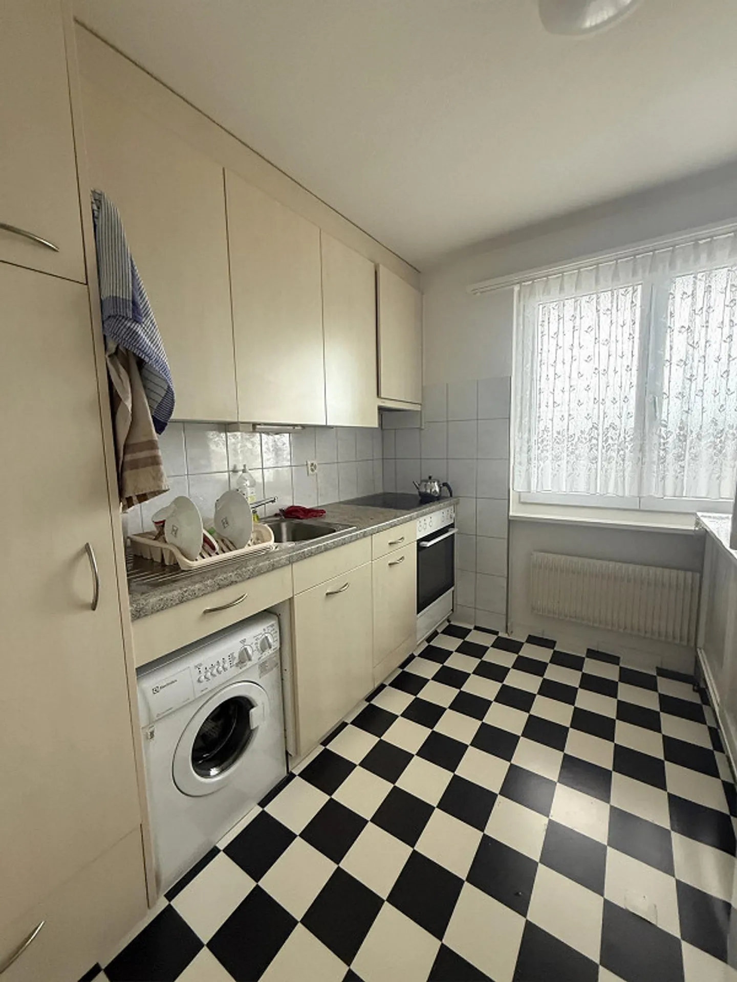 Geräumige renovierte Wohnung - Foto 4 von 7