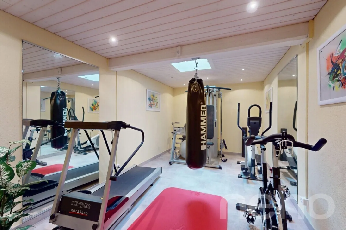 Appartement de jardin unique avec piscine extérieure - Photo 12 sur 12